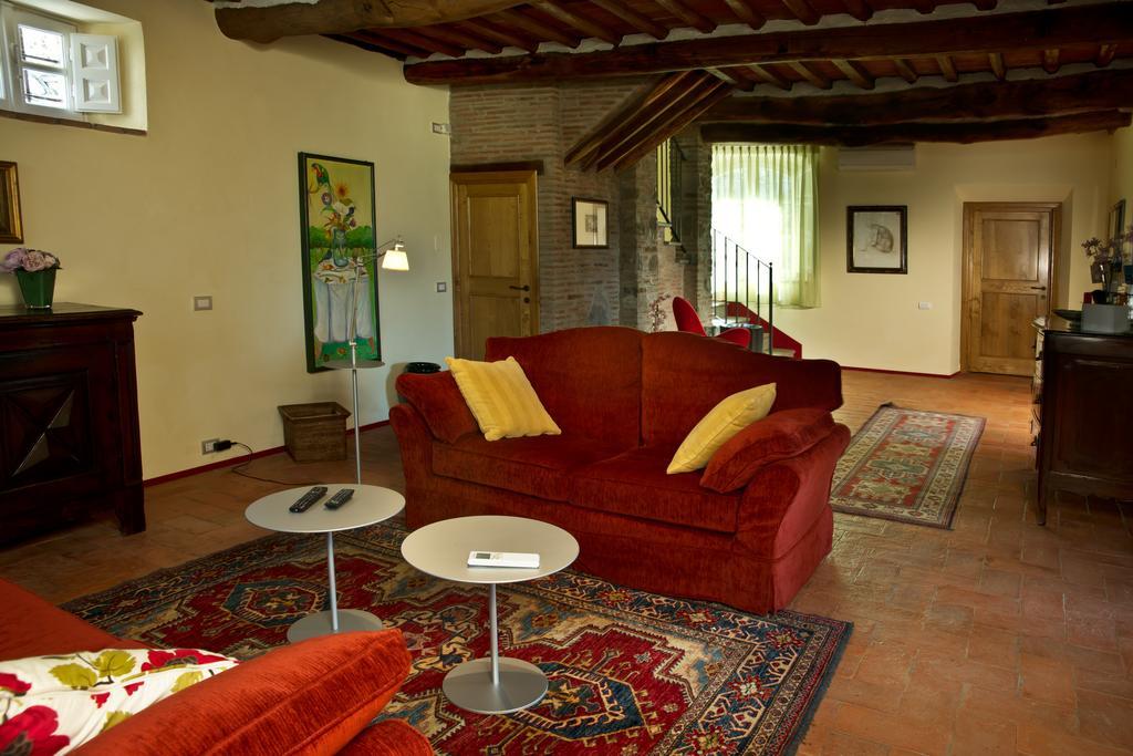Suite Accommodation Mastiano Exterior foto