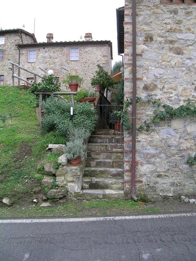 Suite Accommodation Mastiano Exterior foto